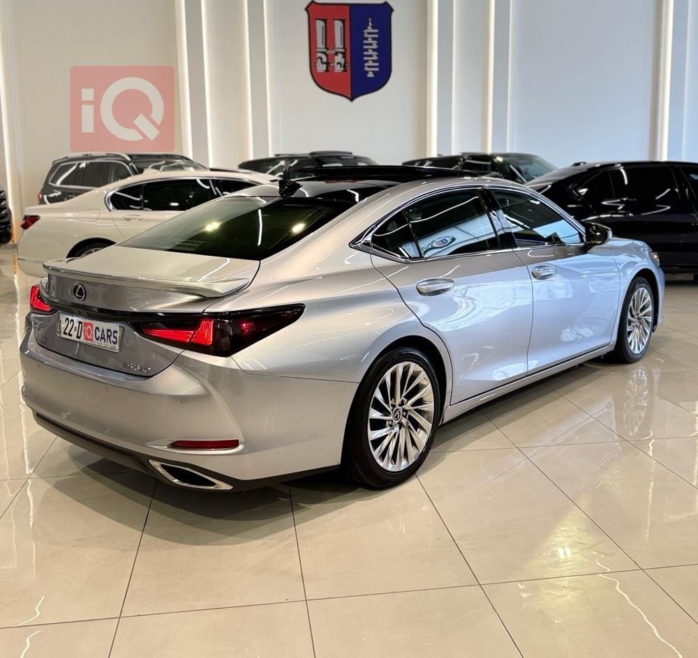 https://cdn.iqcars.ioea3bfed2-e113-4ea2-8703-8040bfbc96c9_3.jpg